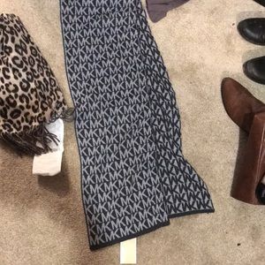 MIchael Kors Scarf